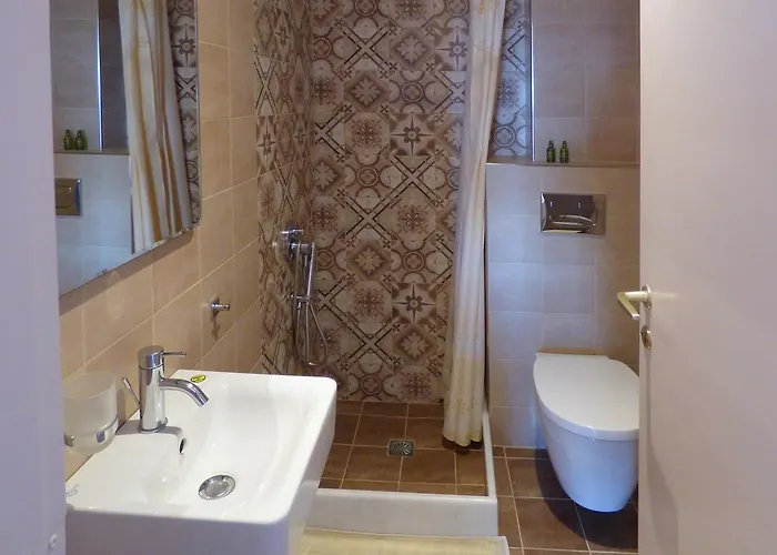 Georgia Perissa (Santorini)