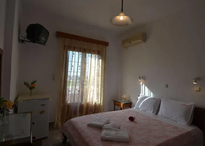 Georgia Perissa (Santorini)