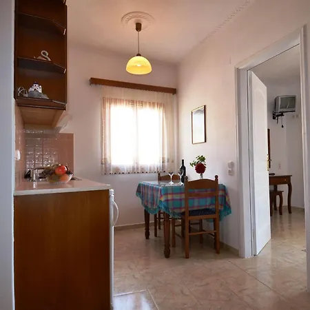 Georgia 3* Perissa (Santorini)